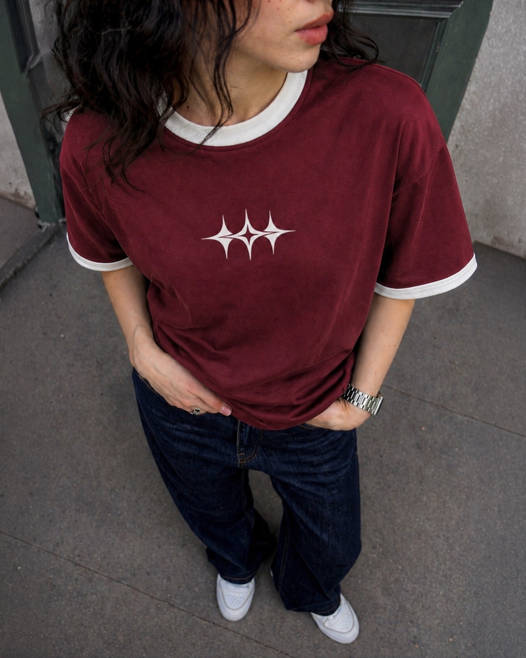 BURGUNDY RINGER TEE
